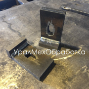 Прижимная планка сварная рельсовая